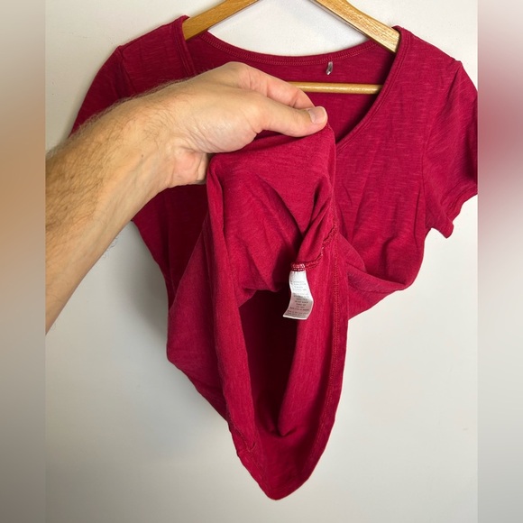 Toad & Co Organic Cotton Women's Red V-Neck Top Blouse Size S Casual outdoor - Picture 3 of 11